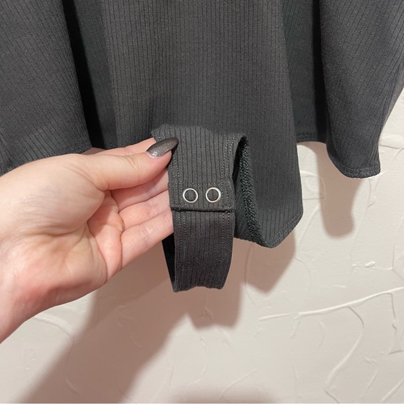 NWT American Eagle charcoal scoop-neck ribbed bodysuit (XXL) - Picture 6 of 7